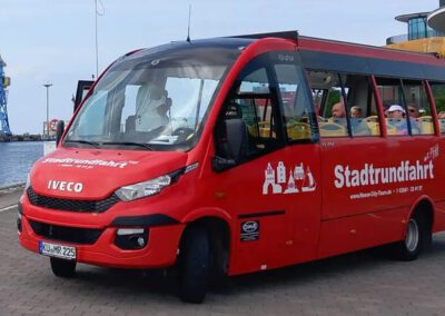 Unser Cabriobus auf Rundfahrt in Wismar